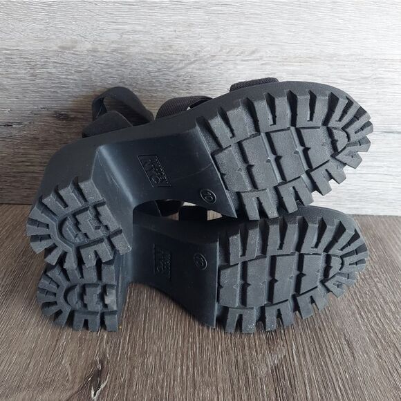 Madden NYC Women's Lug Heel Sandals size 10 - Picture 7 of 8